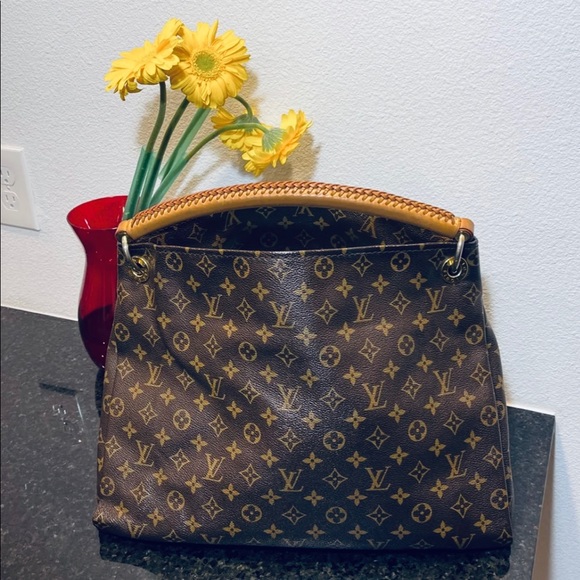 Louis Vuitton Artsy MM - Picture 12 of 12